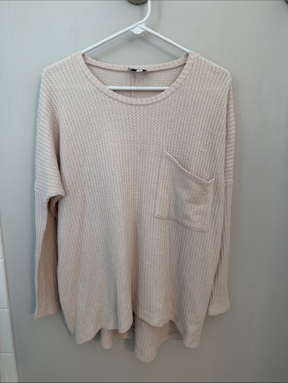 Light Cream Scoop-Neck Waffle Knit Pocket tunic